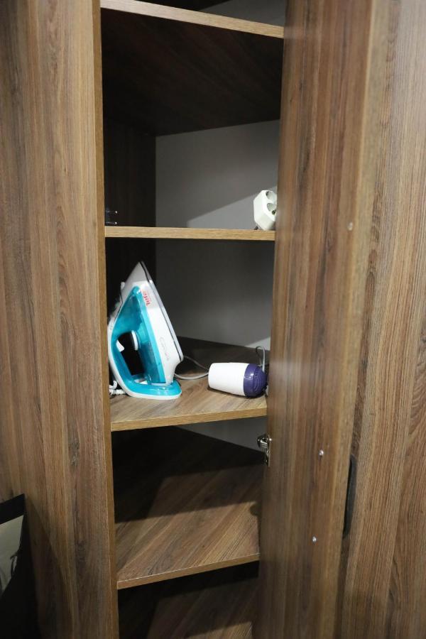 Colibri Central Apartment ヴァルナ エクステリア 写真