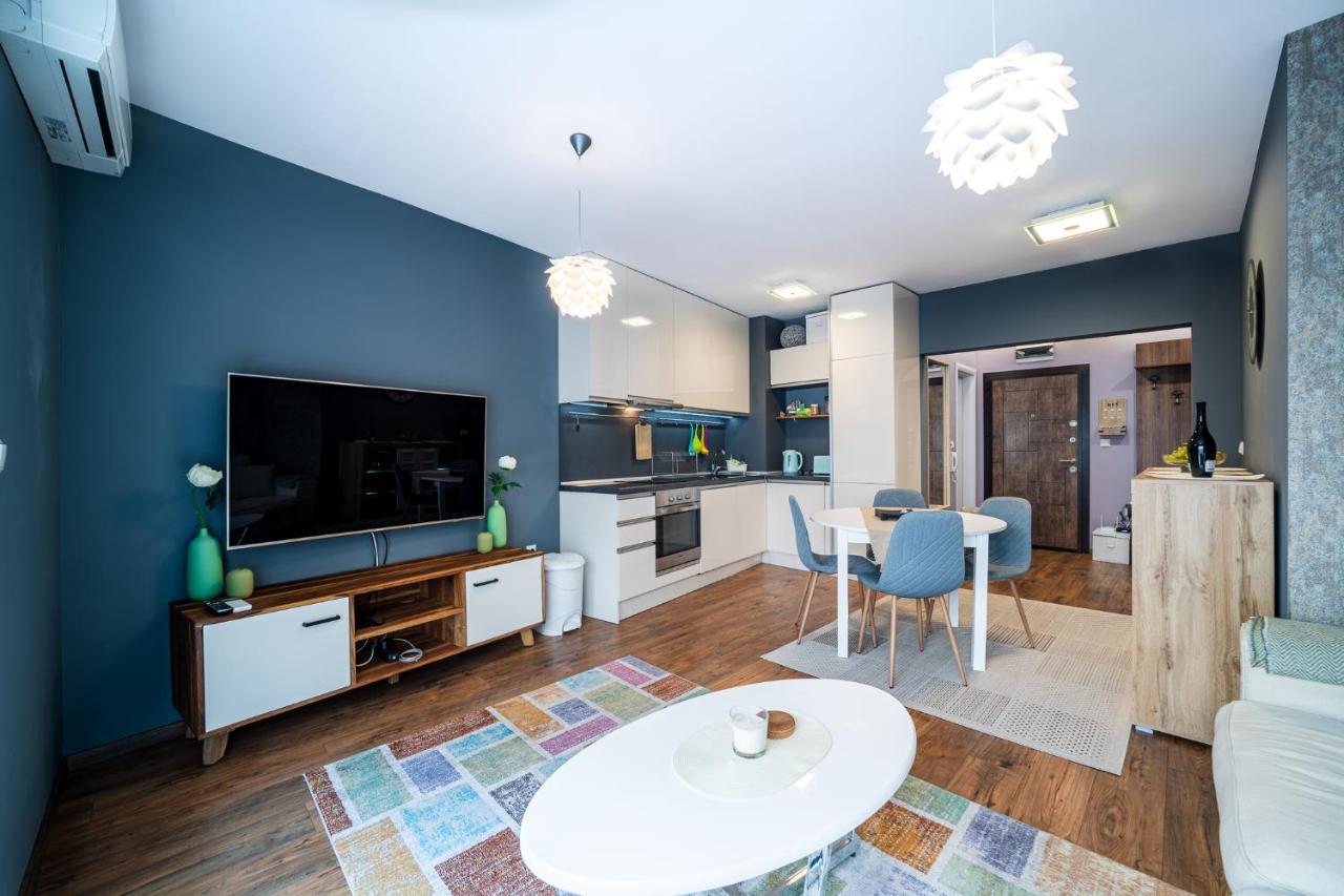 Colibri Central Apartment ヴァルナ エクステリア 写真