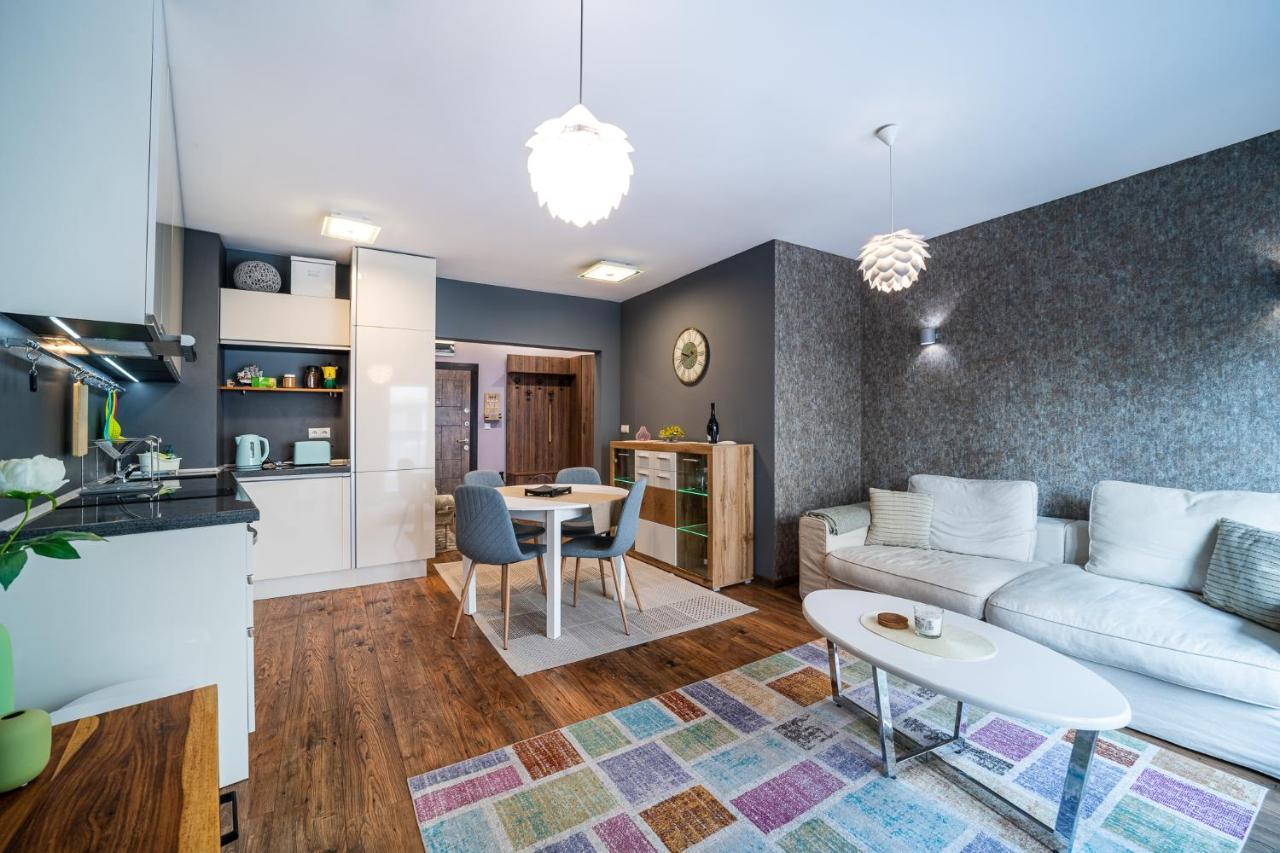 Colibri Central Apartment ヴァルナ エクステリア 写真
