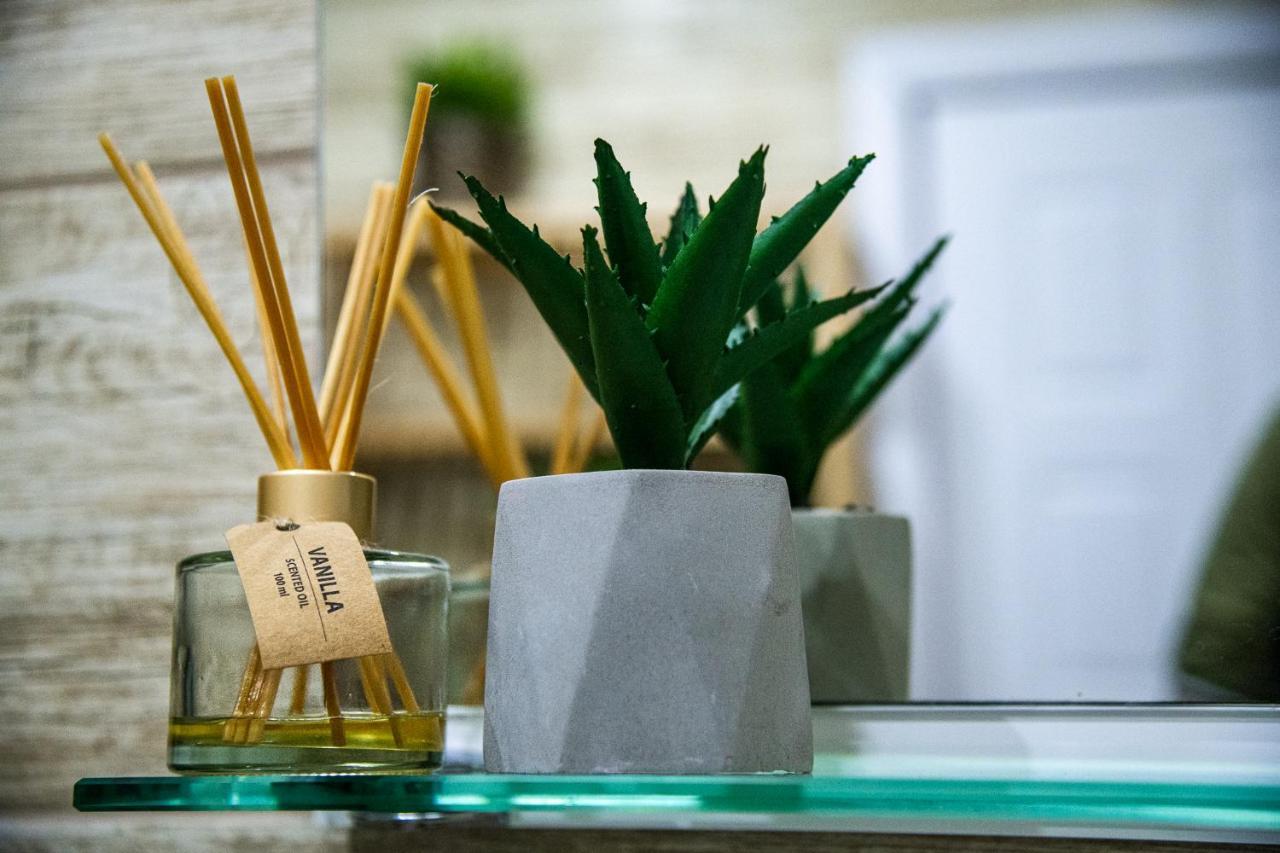 Colibri Central Apartment ヴァルナ エクステリア 写真