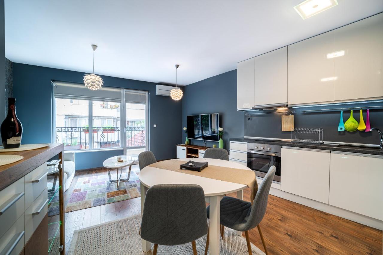 Colibri Central Apartment ヴァルナ エクステリア 写真