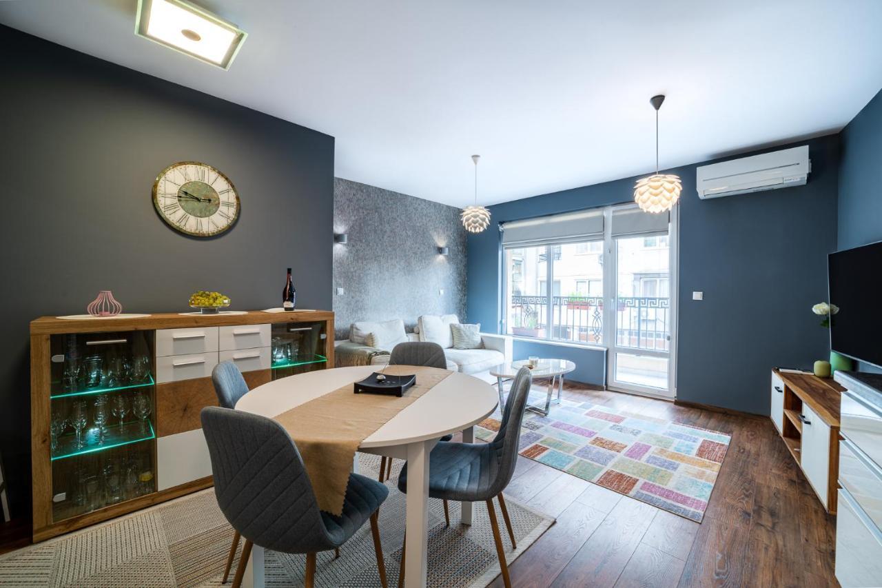 Colibri Central Apartment ヴァルナ エクステリア 写真