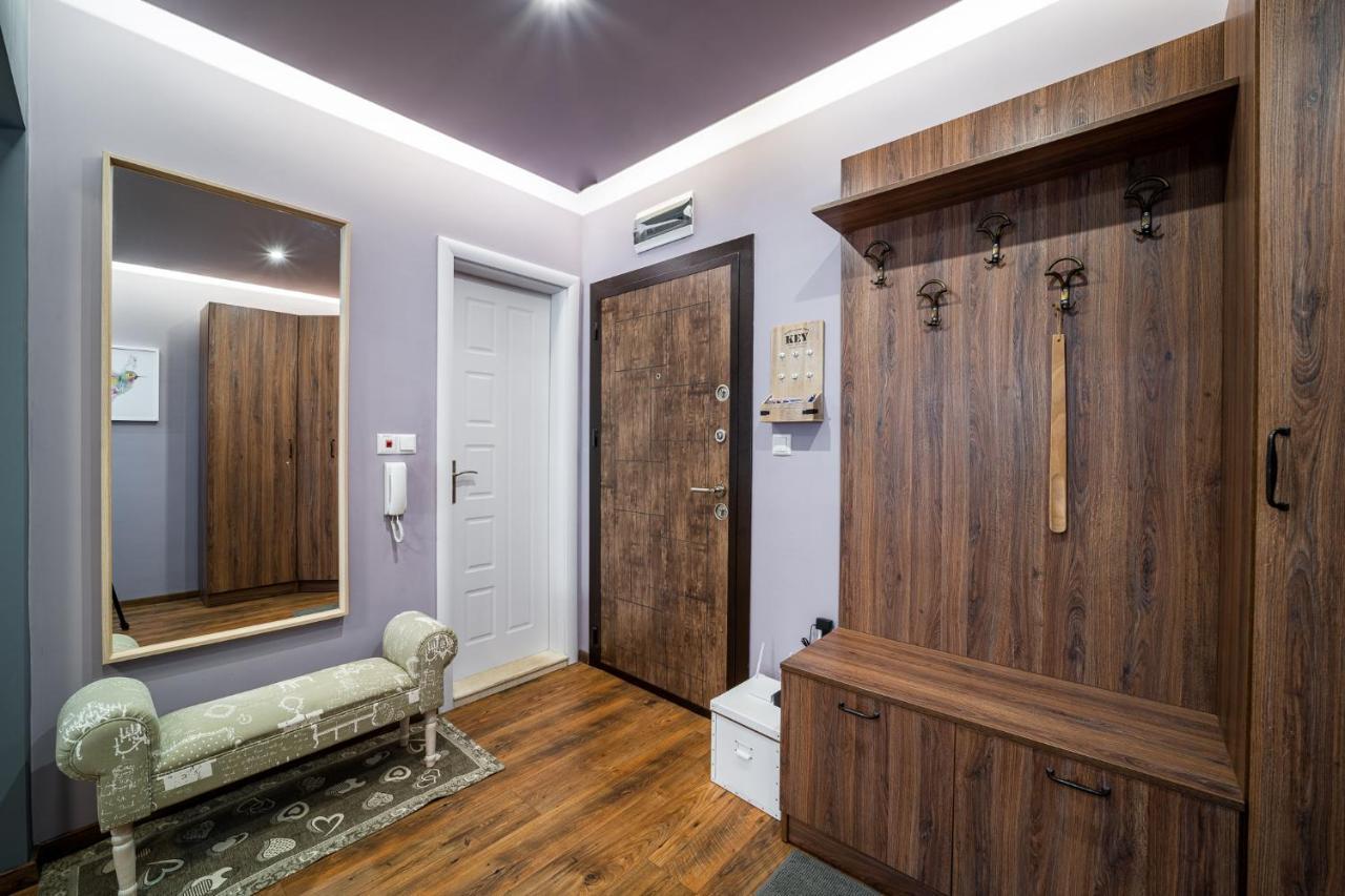 Colibri Central Apartment ヴァルナ エクステリア 写真